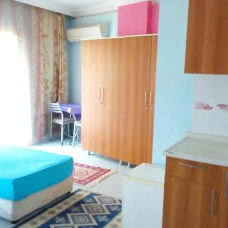 Pansiyon White Cat Apart Antalya